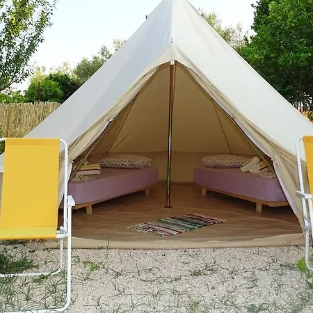 Camping Nebo Luxuszelt 4*